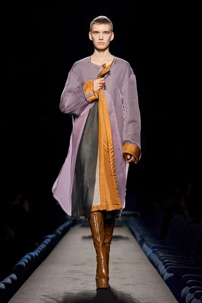 Look 39